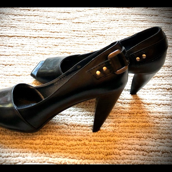 Black Leather heels - Picture 2 of 8